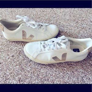 Veja rose gold esplar low top sneaker